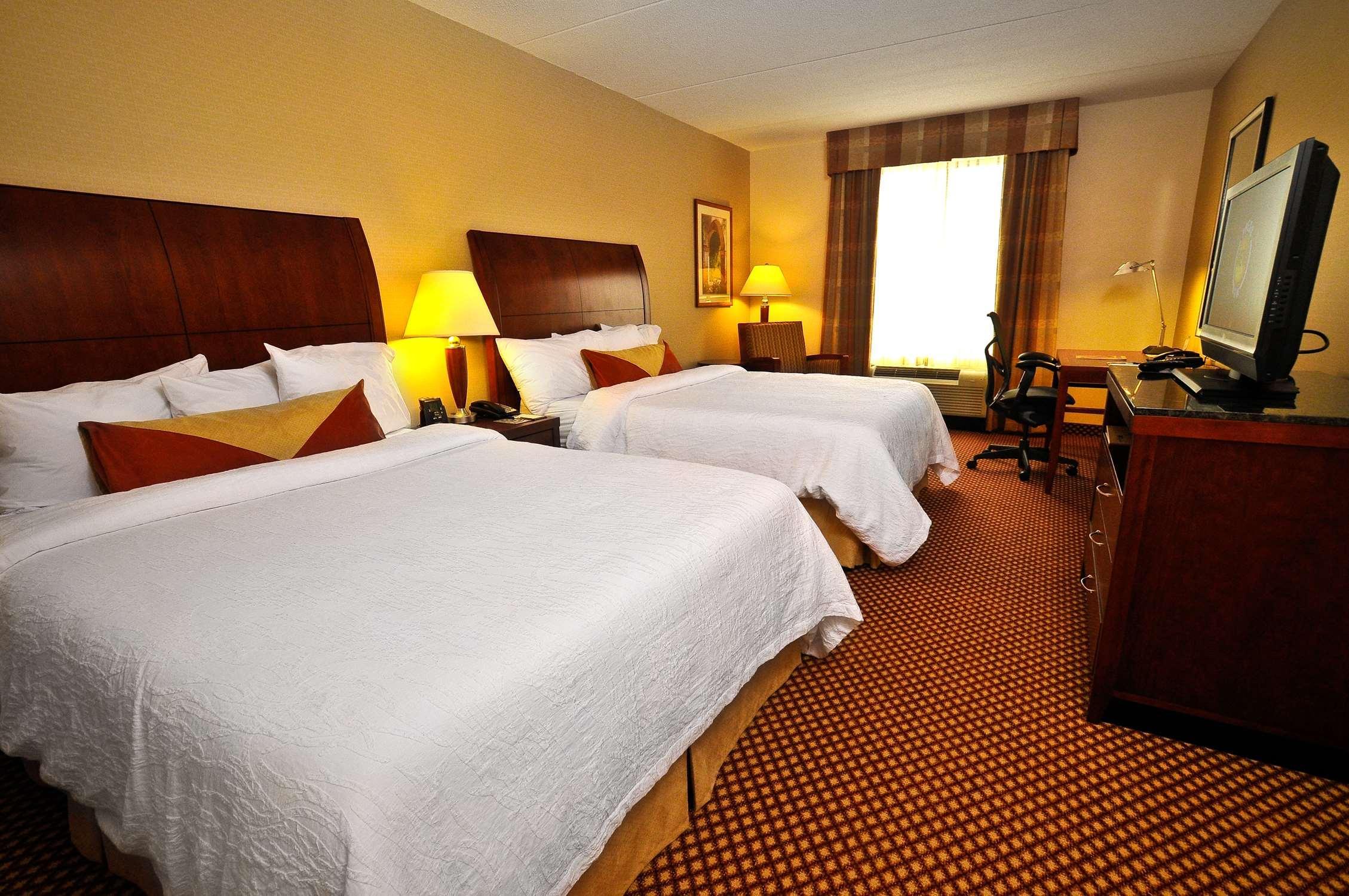 Hilton Garden Inn Erie Quarto foto